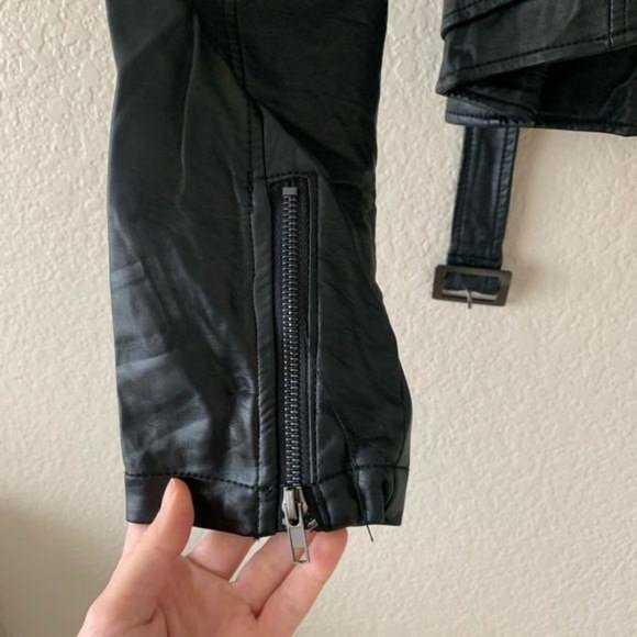 Ashley Outerwear Los Angeles Faux Leather Jacket - Picture 6 of 8